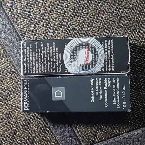 Dermablend Quick-Fic Body Foundation Stick - Picture 2 of 7